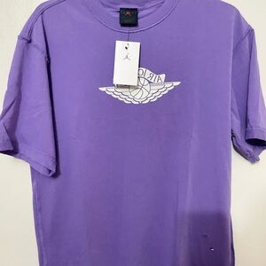 Jordan Rare Air
Men's T-Shirt  size M